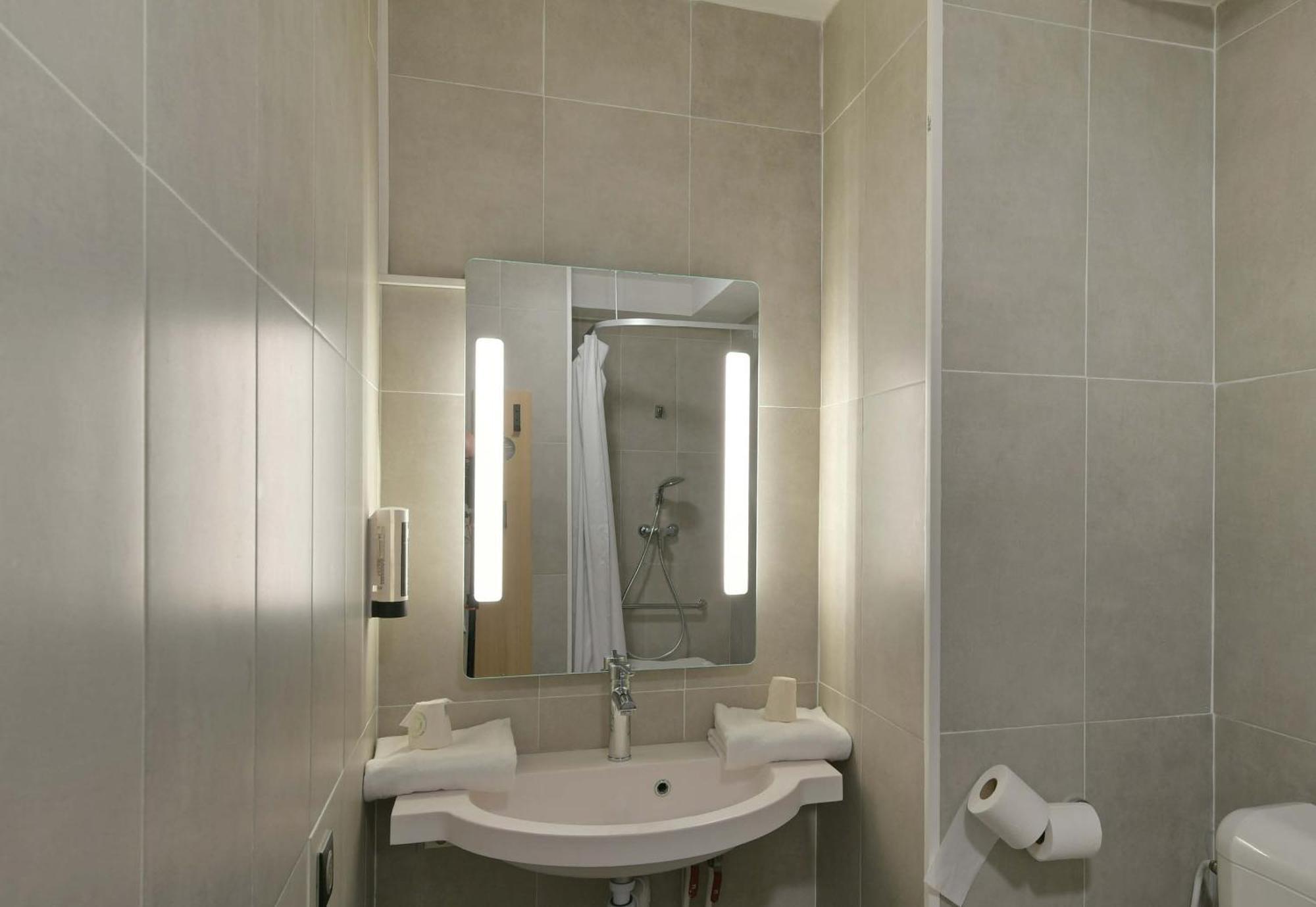 B&B Hotel Le Mans Nord 2 Сен-Сатурнен Экстерьер фото